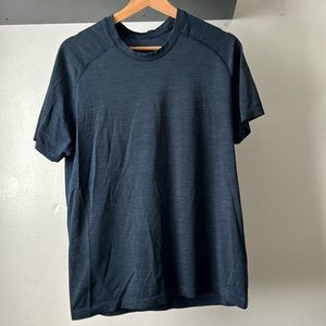 Lululemon Metal Vent Tech Short Sleeve Medium